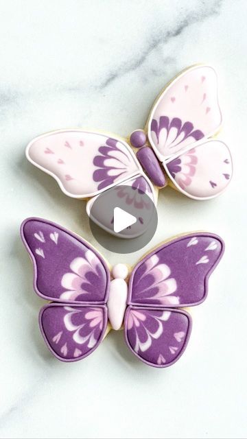 Royal Icing Ideas Decorating, Butterflies Cookies, Cut Out Cookies Decorating, Animal Cookie, Cookies Decoration Ideas, Butterflies Cookies Decorated, Decorating Butterfly Cookies, Royal Icing Decorated Cookies Ideas, Tornado Cookies