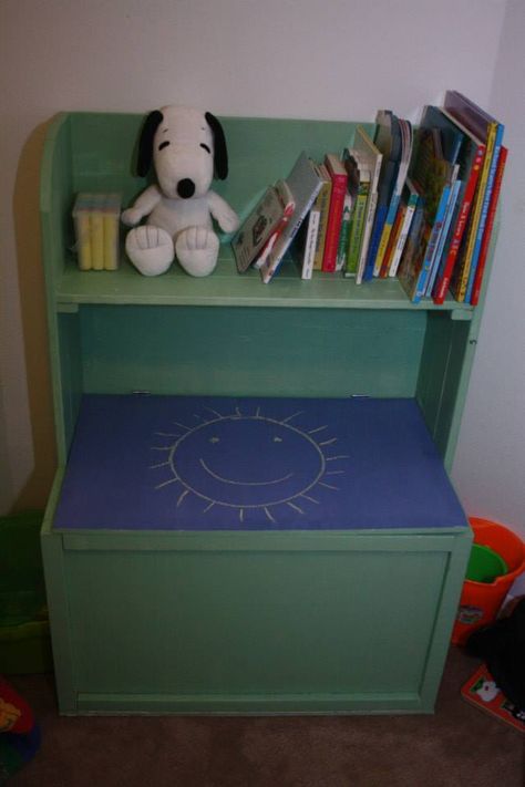 Diy Toy Box With Book Shelf, Toy Box With Book Shelf, Toy Box With Shelf, Ladder Shelf Diy, Toy Storage Units, Chests Diy, Emma Kate, Shelf Diy, Wooden Toy Boxes