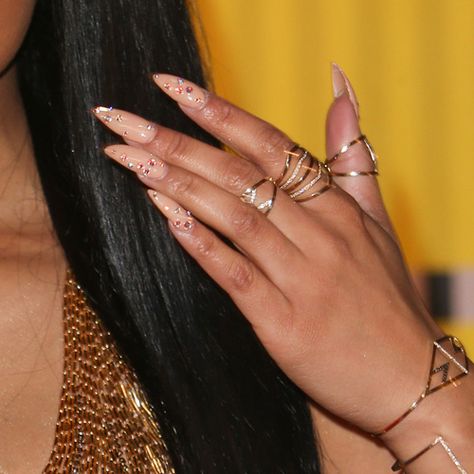 Nicki Minaj's Nail Polish & Nail Art | Steal Her Style Rhianna Nails, Nicki Minaj Nails, Elite Nails, Nail Polish Nail Art, Statement Nail, Nicki Minaj Photos, Star Nail Art, Nails Stiletto, Steal Her Style