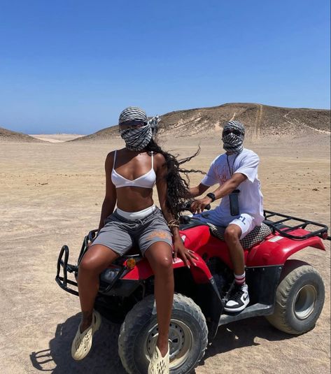 Dubai Sand Dunes Outfit, Dubai Quad Biking, Cute Atv Riding Outfit, Quad Biking Outfit, Dubai Desert Outfit, Desert Safari Outfit, Desert Outfit Ideas, Egypt Outfits, Dubai Outfit