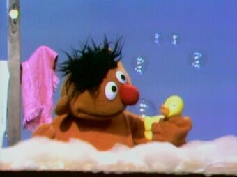 Rubber Duckie (song) | Muppet Wiki | Fandom Epi Y Blas, Beto Y Enrique, Ernie Und Bert, Sesame Street Books, Sesame Street Muppets, Bert & Ernie, Sesame Street Characters, You're The One, Fraggle Rock