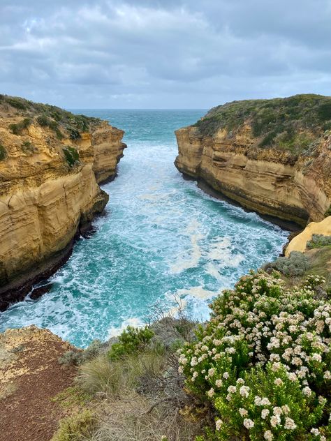 Port Campbell National Park, Victoria, Australia Victoria Australia Photography, Bouddi National Park Australia, Port Campbell National Park, Aus Travel, Ningaloo Reef Western Australia, Port Hedland Western Australia, Kangaroo Island, Beautiful Images Nature, Travel Australia