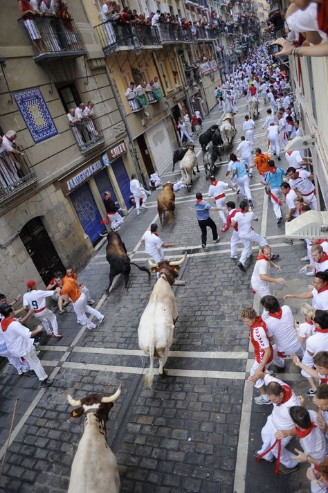 What Exactly Is Pamplona's Famed Running of the Bulls? Running Of The Bulls, Spanish Decor, Shri Ram Photo, Ram Photos, Northern Spain, Bull Run, Pamplona, Planning A Trip, European Travel