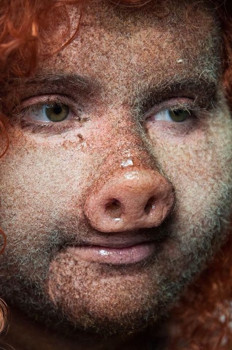 Pig Humanoid, Pig Reference, Pig Makeup, Pig Eyes, Creepy Baby Dolls, Pig Mask, Wolf Tail, Funny Day Quotes, Media Makeup