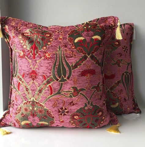 Wholesale Decor, Unique Pillow, Wedding Gifts For Guests, Unique Pillows, Vintage Glamour, Beautiful Pillows, Pillow Set, 16 9, Throw Cushions