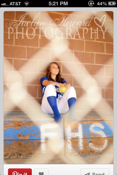 softball senior pic Softball Pictures Poses, Softball Picture, Softball Photography, Softball Photos, Softball Senior Pictures, Senior Softball, Independent Day, Unique Senior Pictures, Dug Out