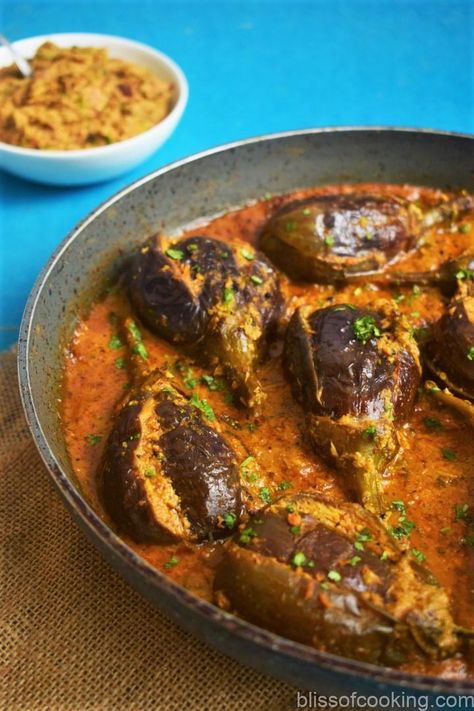 Bharli Vangi - Maharashtrian Style Stuffed Eggplants - Bliss of Cooking Stuffed Brinjal Recipes Indian, Stuffed Brinjal Recipe, Bharli Vangi Recipe, Rice Roti Recipe, Baby Eggplant Recipes, Stuffed Eggplant Recipes, Brinjal Recipes Indian, Holi Recipes, Baby Eggplant