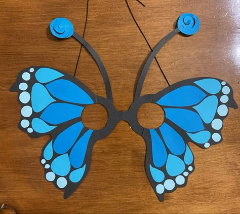 Butterfly craft ideas | eye mask with paper Butterfly Mask Diy, Butterfly Mask For Kids, Mask Making Craft, Butterfly Costume Ideas, Eye Mask Craft, Paper Masks For Kids, Butterfly Eye Mask, Butterfly Craft Ideas, Mask With Paper