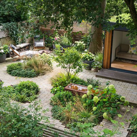 A flat dwelling couple doubled their living space with this low-maintenance garden designed for relaxing, dining and gathering with friends French Backyard, Outdoor Living Rooms, Garden Makeover, Low Maintenance Garden, Have Inspiration, Back Gardens, Garden Layout, Back Garden, Small Gardens