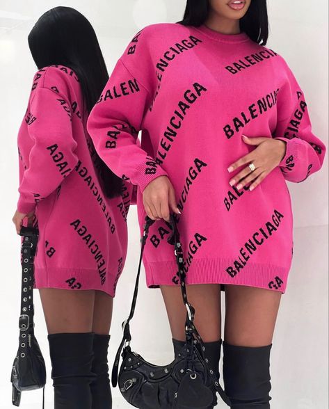 Balenciaga Sweater Outfit, Pink Sweater Outfit, Balenciaga Sweater, Pink Balenciaga, Lit Outfits, Sweater Outfit, Fashion Pieces, Main Character, Fall Fashion Outfits