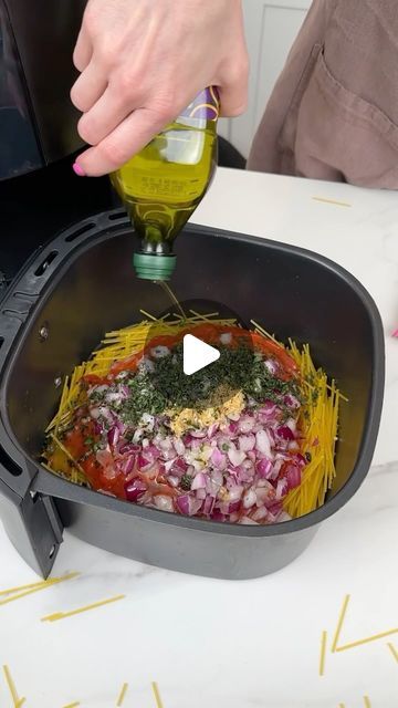 Elaine on Instagram: "Easy Air-fryer Italian! 🍝  #food #foodie #yum #yummy #cooking #recipe #viral #home #family #reels #reel #viralreels #reelsviral #fyp #foryou" Bella Air Fryer Recipes, Air Fryer Lunch Ideas, Family Reels, Air Fryer Recipes Videos, Italian Dinner, Cooking Recipe, Italian Food, Air Fryer Recipes, Food Videos