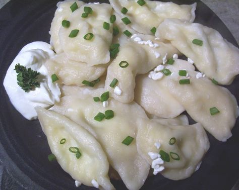 Make and share this Homemade Cottage Cheese Pierogies / Perogies - the Old Fashioned recipe from Food.com. Cottage Cheese Perogies, Cheese Perogies Recipe, Cheese Perogies, Cheese Pierogi Recipe, Zucchini Dinner Recipes, Homemade Cottage Cheese, Perogies Recipe, Zucchini Recipes Baked, Pierogi Recipe