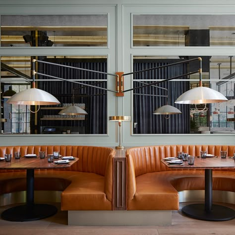 Chicago restaurant in former printing house features terracotta accents Booth Seating Restaurant, Banquette Restaurant, Bar Deco, Booth Seating, Chicago Travel, Banquette Seating, Chicago Restaurants, Bar Design Restaurant, Restaurant Furniture