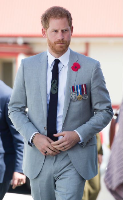 Prince Harry is the most popular member of the royal family Prince Harry Pictures, Harry Pictures, Royal Style Fashion, Prince Harry Photos, Prinz Charles, Prince Hamdan, Prince Harry And Megan, Markle Prince Harry, Meghan Harry