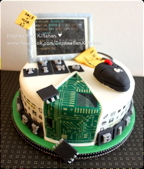 Computer science theme birthday cake Computer Cake, Science Cake, Computer Theme, Video Game Cakes, Science Birthday, Science Party, Science Themes, Cakes For Men, Novelty Cakes