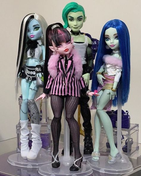 Draculaura Doll Restyle, Monster High New Dolls, Monster High Restyle G3, Ghoulia Restyle, Monster High Doll Restyle, G3 Draculaura Doll, Monster High G3 Restyle, Monster High Dolls G3, G3 Monster High Dolls