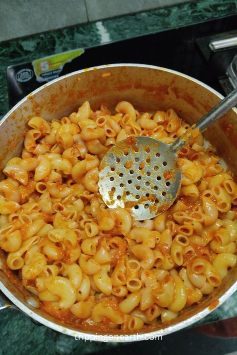 Red Sauce Pasta Pasta In Red Sauce Recipes, How To Make Red Sauce Pasta, Cheesy Red Sauce Pasta Recipes, Easy Red Pasta Sauce, Pasta Red Sauce Recipe Dinners, Italian Pasta Dishes Red Sauce, Red Sauce Pasta Recipes, Red Pasta, Red Sauce Pasta