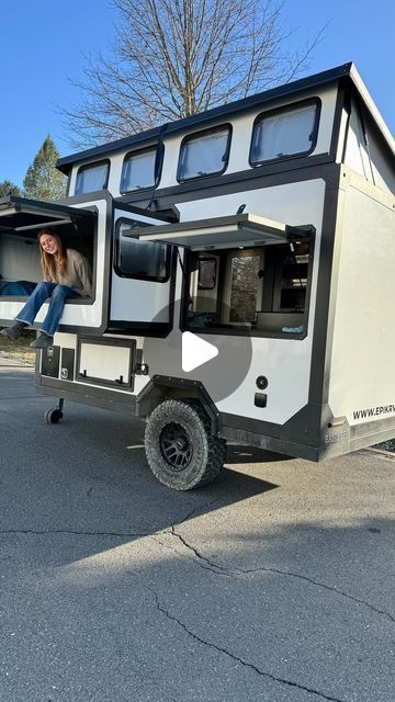 Patrick Botticelli on Instagram: "Off grid, off-road trailer, the Epik Ranger by Adventure Series RV is a rugged, travel, trailer, built to get you off the beaten path. This caravan sleeps up to four people with a diet that folds down into a bed for two kids a slide out queen size bed, and it also has a full kitchen and wet bath with compost style toilet. This new 2025 model shown is a prototype but they hope to get into production by summer 2024. For more information, please visit @adventureseriesrv #caravan #camper #traveltrailer #rv #overlanding" Offroad Camper Trailer, Bed For Two Kids, Off Grid Trailers, Tiny Campers, Offroad Trailer, Glamping Trailer, Off Road Rv, Folding Campers, Camping Trailer Diy