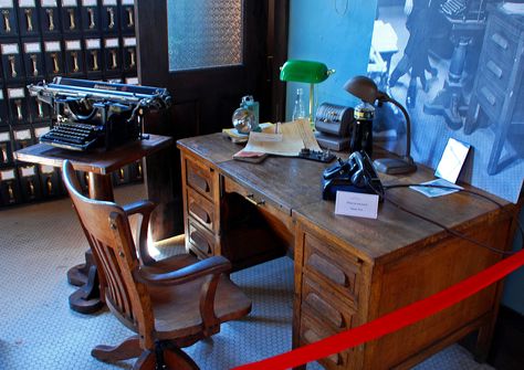 Then and Now – The 1940’s office - there are some surprising similarities between then and now! This article is part of the COFCO Anniversary Series 1940s Office Desk, 1930s Office Decor, 1930s Office Interior, Film Noir Decor, 1940s Office Decor, 1930s Office, 1940s Office, 1920s Office, Detective Office