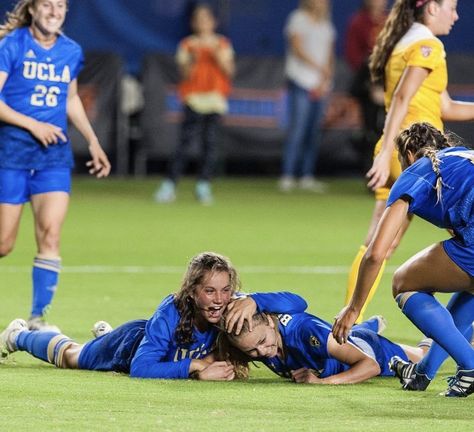 Jessie Fleming, Ucla College, Dream School, Chelsea Football, Womens Football, Womens Soccer, Dream Team, Chelsea, Soccer