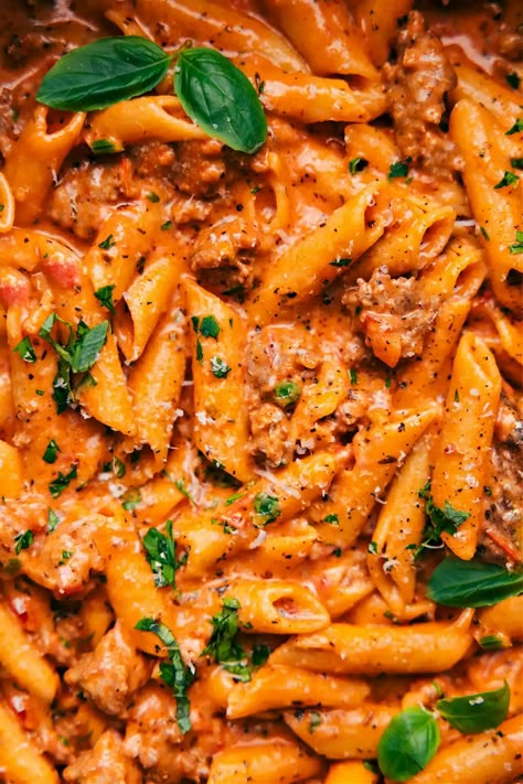 Penne Pasta with Sausage (One Pot!) - Chelsea's Messy Apron Chelsea Messy Apron Recipes, One Pot Spicy Sausage Pasta, One Pan Sausage Pasta, One Pot Pasta Dinner, Pasta With Red Wine, Papperadelle Pasta Recipes, Penne Alla Vodka With Sausage, Easy Penne Pasta Recipes Ground Beef, Pasta With Peppers And Onions