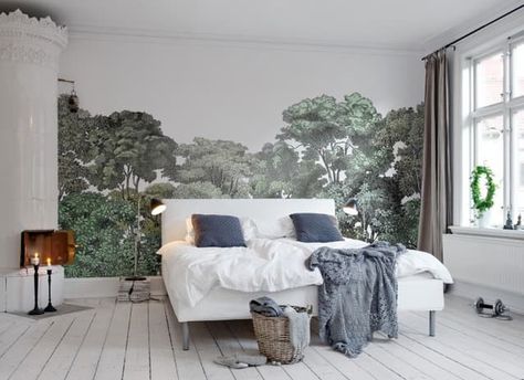 Why settle for an oversized piece of art when you could have a piece of art that covers the whole wall? These 11 murals will have a big, big impact — hang one on the wall and your decorating job is pretty much done. Bohemian Cottage, Wallpaper Ceiling, Yellow Room, Colorful Places, Custom Wall Murals, Wallpaper Trends, Forest Painting, Forest Wallpaper, Botanical Wallpaper