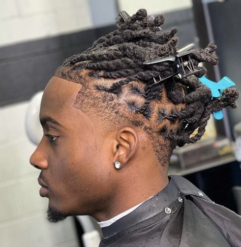 Locs With Temp Fade, Taper Fade Haircut Dreads, Temp Fade Locs, Taper Fade Dreadlocks, Dread Taper Fade, Taper Fade With Locs, Temp Fade Dreads, Low Taper Fade With Locs, Taper Locs Men