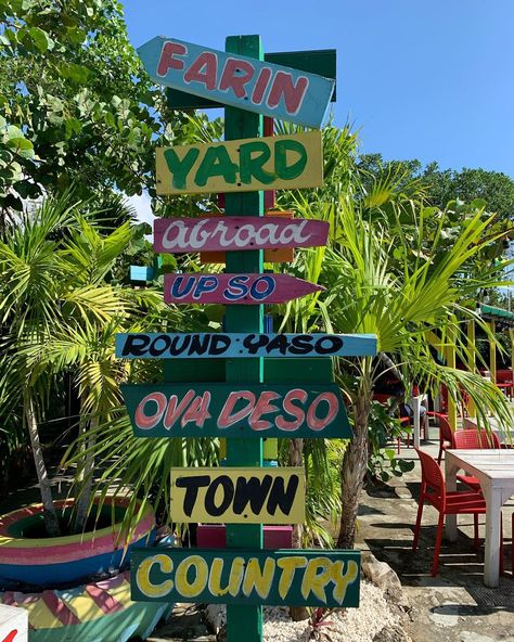 Jamaica Uncut 🇯🇲🇯🇲 on Instagram: “Why farin haffi deah a tap ah country deah a battam?!🤷🏽‍♂️ . . . . . . . . . #country #town #foriegn #jamaica #signs #handpaintedsigns #art…” Jamaica Street Photography, Jamaica Country, Jamaican Party, Jamaica Culture, Caribbean Summer, Caribbean Vibes, Jamaican Vacation, Jamaica Food, Mums Wedding