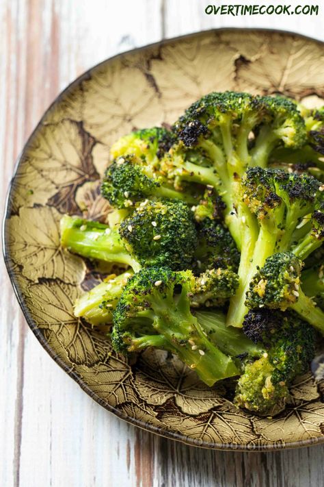 Roasted Sesame Broccoli on Overtime Cook Side For Roast, Broccoli Sesame, Easy Veggie Sides, Sesame Broccoli, Shape Reclaimed, Daniel Plan, Yummy Veggies, Crunch Recipe, Fat Pants