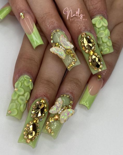 Princess Tiana Themed Nails, Tinker Bell Nails Designs, Princess And The Frog Themed Nails, Tinkerbell Nails Acrylic, Tinkerbell Inspired Nails, Tinker Bell Inspired Nails, Tinker Bell Nails, Tinkerbell Nails Designs, Tinkerbell Nails