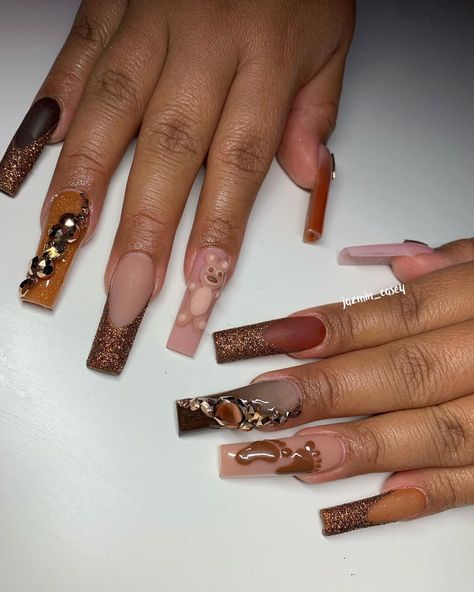 JAZMIN 💅🏽 NAIL BO$$ on Instagram: “Not your average Baby shower nails huh? She’s doing shades of brown theme 🐻🤎🤎 it’s the teddy bear for me!😍 first try at the 3D nail art !…” Teddy Bear Baby Shower Nails, Teddy Bear Nails, Shower Nails, Baby Shower Nails, Brown Theme, Baby Shower Menu, Clean Nails, 3d Nail, Shades Of Brown