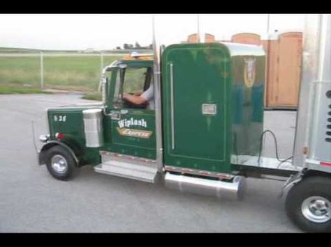 Mini  Semi Big Rigs, Kenworth, Mack, Peterbuilt, Frightliner Mini Cattle, Hauler Truck, Mini Rig, Trucking Business, Hot Rod Pickup, Custom Golf Carts, Mini Truck, Detroit Diesel, Chevrolet Pickup