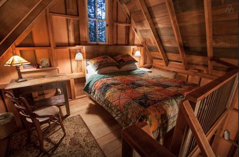 Cabin Loft, Redwood Trees, Tiny Houses For Rent, Decor Ikea, Cabin Interiors, Sleeping Loft, Little Cabin, Tiny Cabin, Attic Bedroom