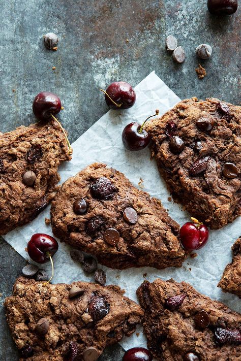 Packed with a double whammy of rich chocolate and juicy sweet cherries, these double chocolate cherry scones are almost brownie-like in texture and a favorite indulgent breakfast! Chocolate Cherry Scones, Yogurt Scones, Cherry Yogurt, Healthy 2024, Mini Scones, Cherry Scones, Drop Scones, How To Make Scones, Chocolate Scones