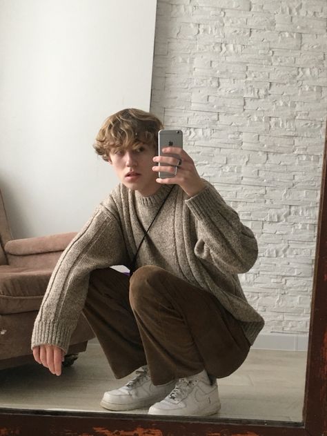 inst: rich.dk Hommes Grunge, Indie Men, Soft Boy Outfits, Soft Boy Aesthetic, Indie Boy, Herren Style, Aesthetic Outfits Men, Fashion 90s, Soft Boy