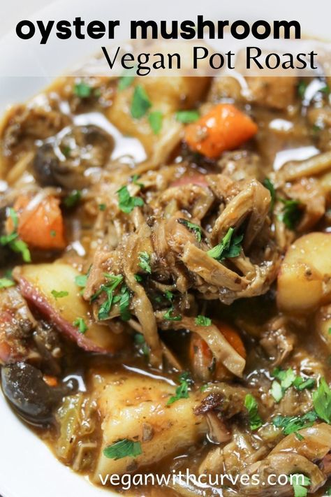 Jackfruit Pot Roast, Vegan Pot Roast, Meal Dinner Ideas, Mushroom Roast, Resep Vegan, Vegan Soul Food, Jackfruit Recipes, Vegan Ideas, Vitamix Blender