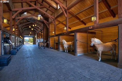 R&B Cattle and Horse Ranch Becomes Oregon’s Highest Listing at $24M… Luxury Horse Stables, Luxury Horse Barns, Dream Barn Stables, Luxury Horse, Horse Barn Ideas Stables, Horse Barn Designs, Dream Horse Barns, Dream Stables, Horse Barn Plans