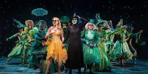 Wicked Musical Broadway, New York Theatre, Wizard Of Oz Witch, Wicked Broadway, Broadway Wicked, The Witches Of Oz, Broadway New York, New York Theater, Elphaba And Glinda