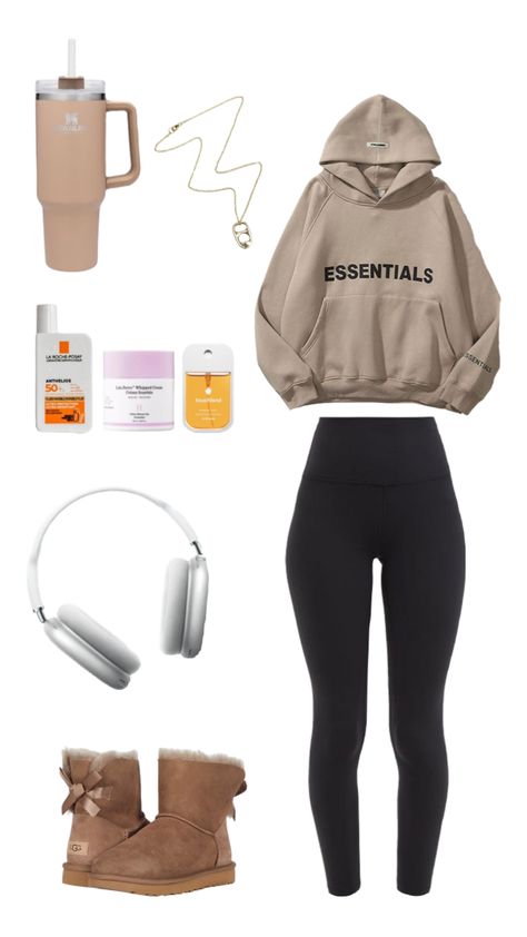 Road trip outfit~#outfitinspo #roadtrip #essentials Comfy Travel Outfit Road Trip, Cold Weather Road Trip Outfit, Comfy Travel Outfit Fall, Class Trip Outfit, Fieldtrip School Outfit, Outfits For A Road Trip Summer, Fall Roadtrip Clothes, Outfit Ideas For Road Trips, Car Travel Outfit Summer