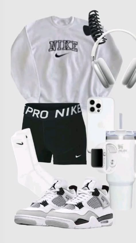 Nike Pro Outfits, Outfits With Nike Pros, Nike Pros Outfit, Nike Pro Outfit, Gymwear Outfits, Cute Nike Outfits, Fitness Wear Outfits, Volleyball Outfits, Casual Preppy Outfits