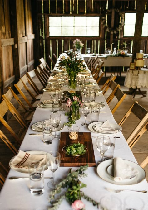 long table family style wedding reception with vintage and thrifted finds. Family Style Reception, Wedding Dinner Table Setting, Family Style Weddings, Reception Table Design, Family Style Table, Dinner Table Centerpieces, Long Table Wedding, Family Dinner Table, Wedding Reception Menu