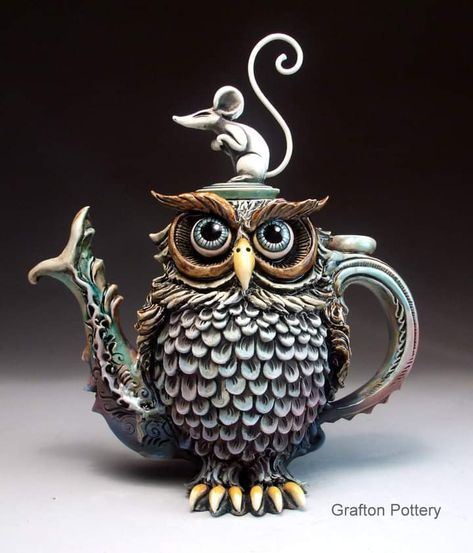 Mitchell Grafton, Owl Videos, Owl Teapot, Owl Kitchen Decor, Teapot Pottery, Teapots Ceramic, Clay Bottle, Owl Kitchen, Tea Pots Art