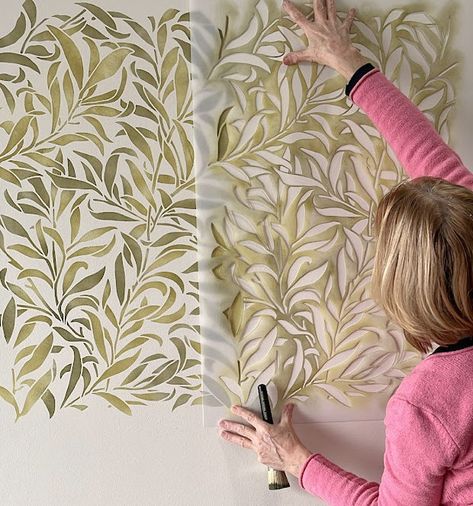 Tree Leaf Wallpaper, Painted Feature Wall, Leaf Wall Stencil, Wall Stencil Designs, Royal Design Studio Stencil, Mural Stencil, Stencil Wall Art, Large Wall Stencil, Wallpaper Stencil