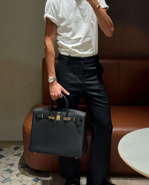 September Fashion, Man Bags, Parisian Lifestyle, Boy Fits, Hermes Men, Street Fashion Men Streetwear, Classy Aesthetic, Instagram Outfits, Vogue Fashion