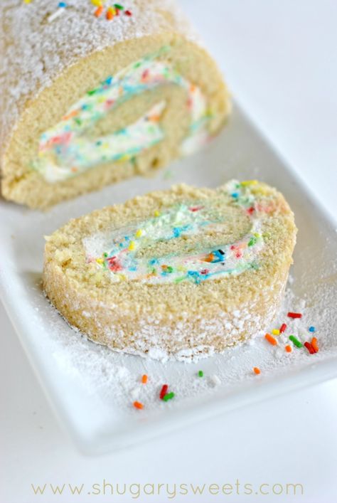 Vanilla Funfetti Cake Roll Whipped Cream Filling, Cake Rolls, Cake Roll Recipes, Shugary Sweets, Vanilla Sponge Cake, Desserts Vegan, Cream Filling, Vanilla Sponge, Funfetti Cake