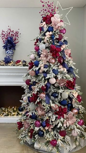 Pink Red And Blue Christmas Tree, Pink And Blue Tree Christmas, Navy And Pink Christmas Tree, Blue And Red Christmas Tree, Christmas Tree Orange, Christmas Tree Colors, Christmas Tree Decorating Themes, Orange Christmas, Blue Christmas Tree