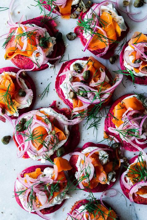 Cream Cheese Delight, Beetroot Pancakes, Beet Pancakes, Dill Cream Cheese, Carrot Lox, Instagram Food, Beautiful Food, Food Inspiration, Breakfast Brunch