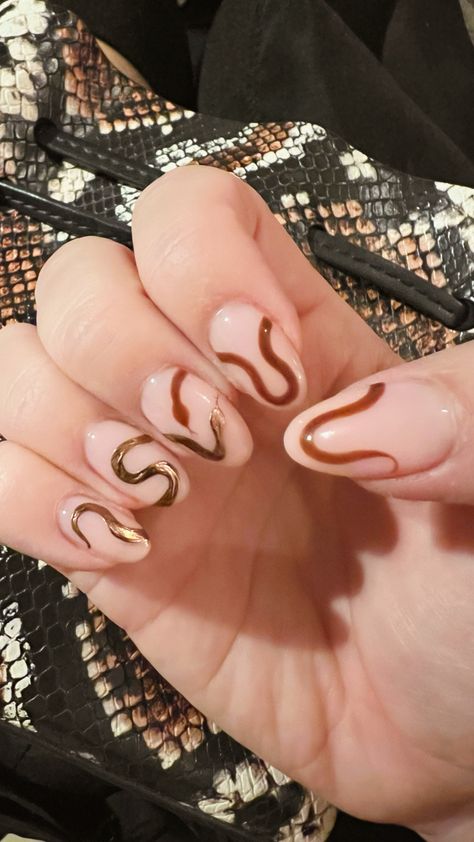 Brown & Copper chrome halloween snake nail art Nails Copper, Snake Nail Art, Snake Nails, Snake Nail, Brown Copper, Brown Nails, Nails Inspiration, Nail Designs, Copper