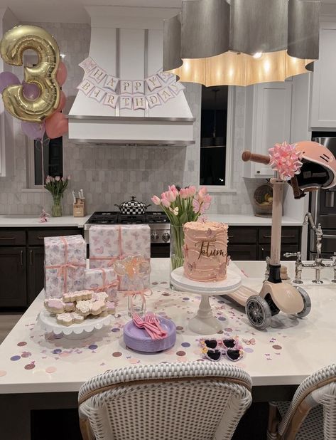 Kids Party Table Set Up, 2nd Birthday Home Decor, Birthday Room Surprise Kids, Breakfast In Bed Ideas Birthday, Toddler Birthday Surprise Morning, Kids Birthday Surprise Morning, Birthday Set Up, Kid Birthday Morning Surprise, Kids Birthday Morning