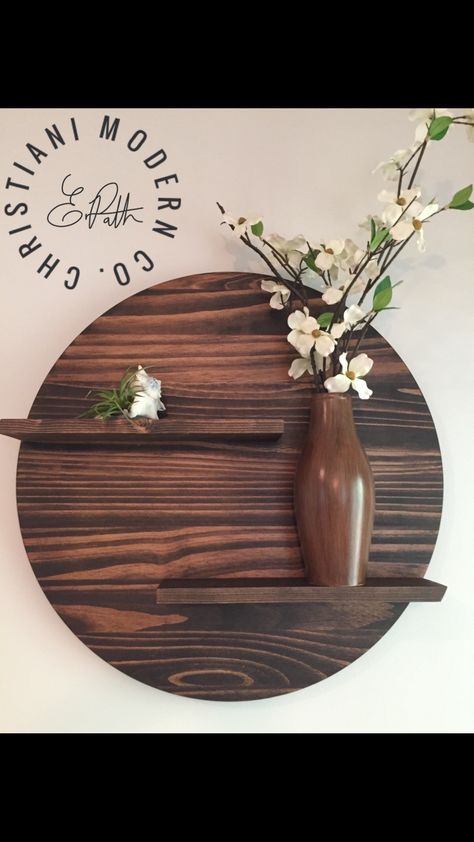 Simple and beautiful. www.CMWD.co Casual Home Decor, Round Shelf, Wall Shelves Design, Wooden Shelf, Shelf Design, Wood Wall Decor, Wooden Decor, Diy Home Crafts, Cheap Home Decor